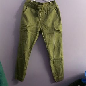 Cleaning out my closet, and haven’t worn these ever, so its time to say goodbye.